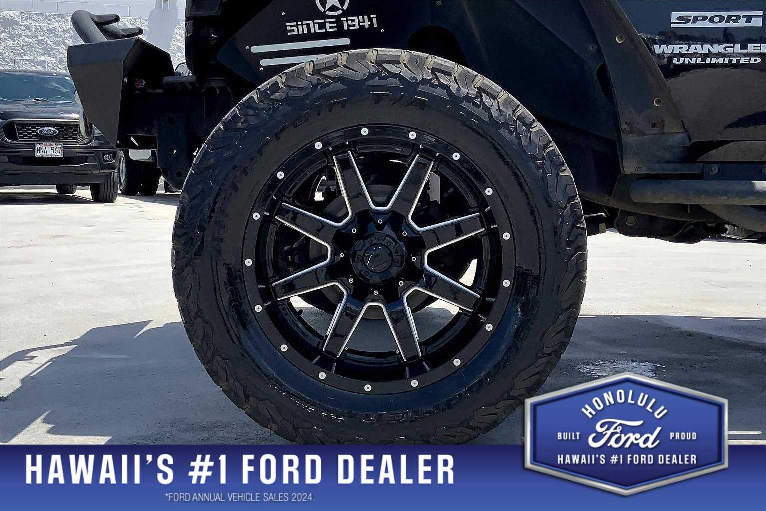 Thumbnail: 2016 Jeep Wrangler - 8
