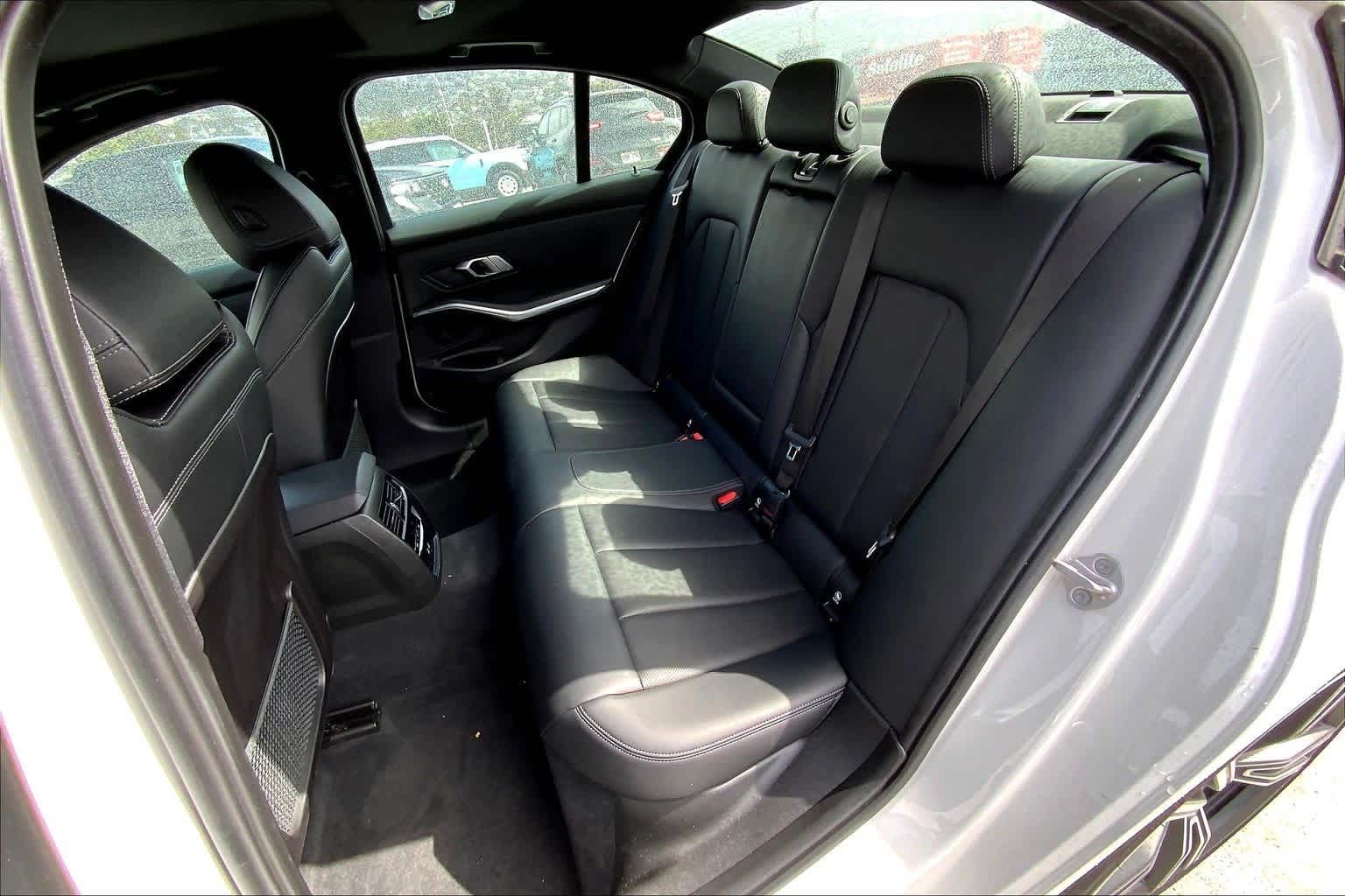 Thumbnail: 2023 BMW 3 Series - 29