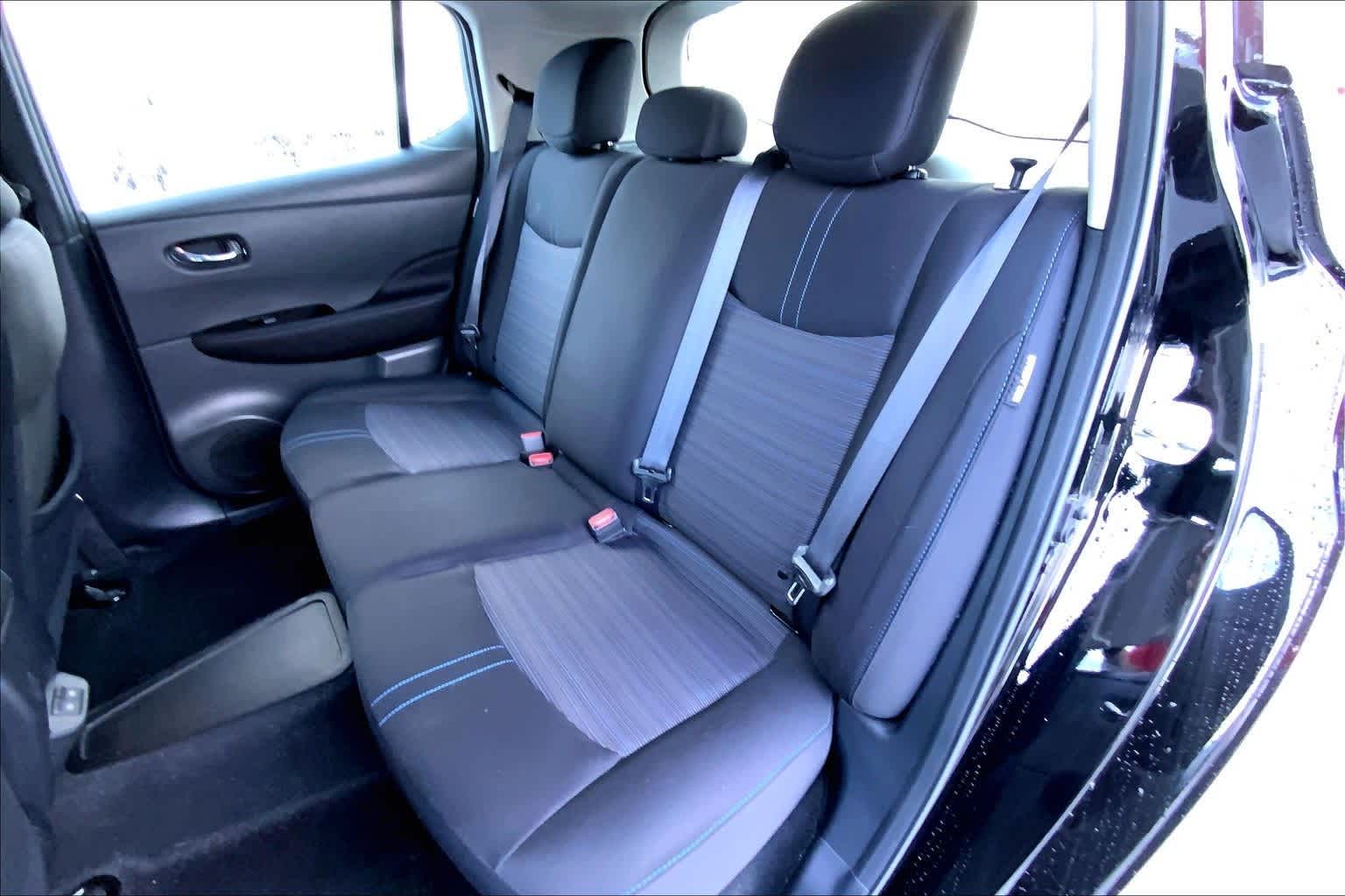 Thumbnail: 2022 Nissan Leaf - 29