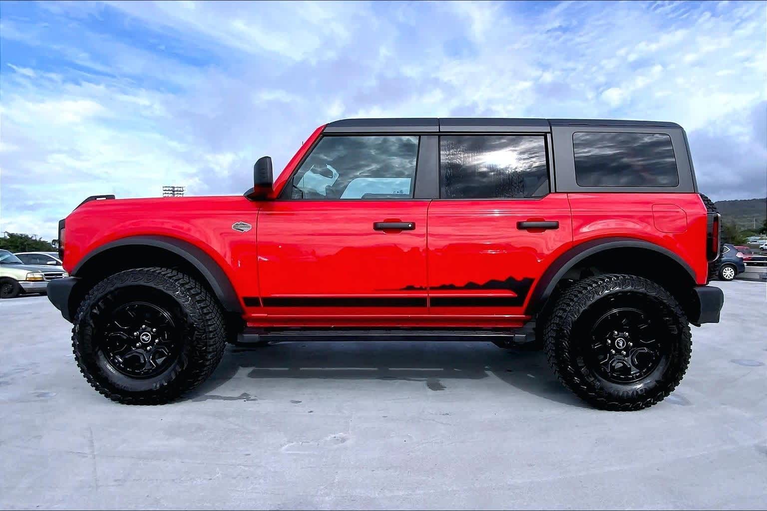 Thumbnail: 2022 Ford Bronco - 3