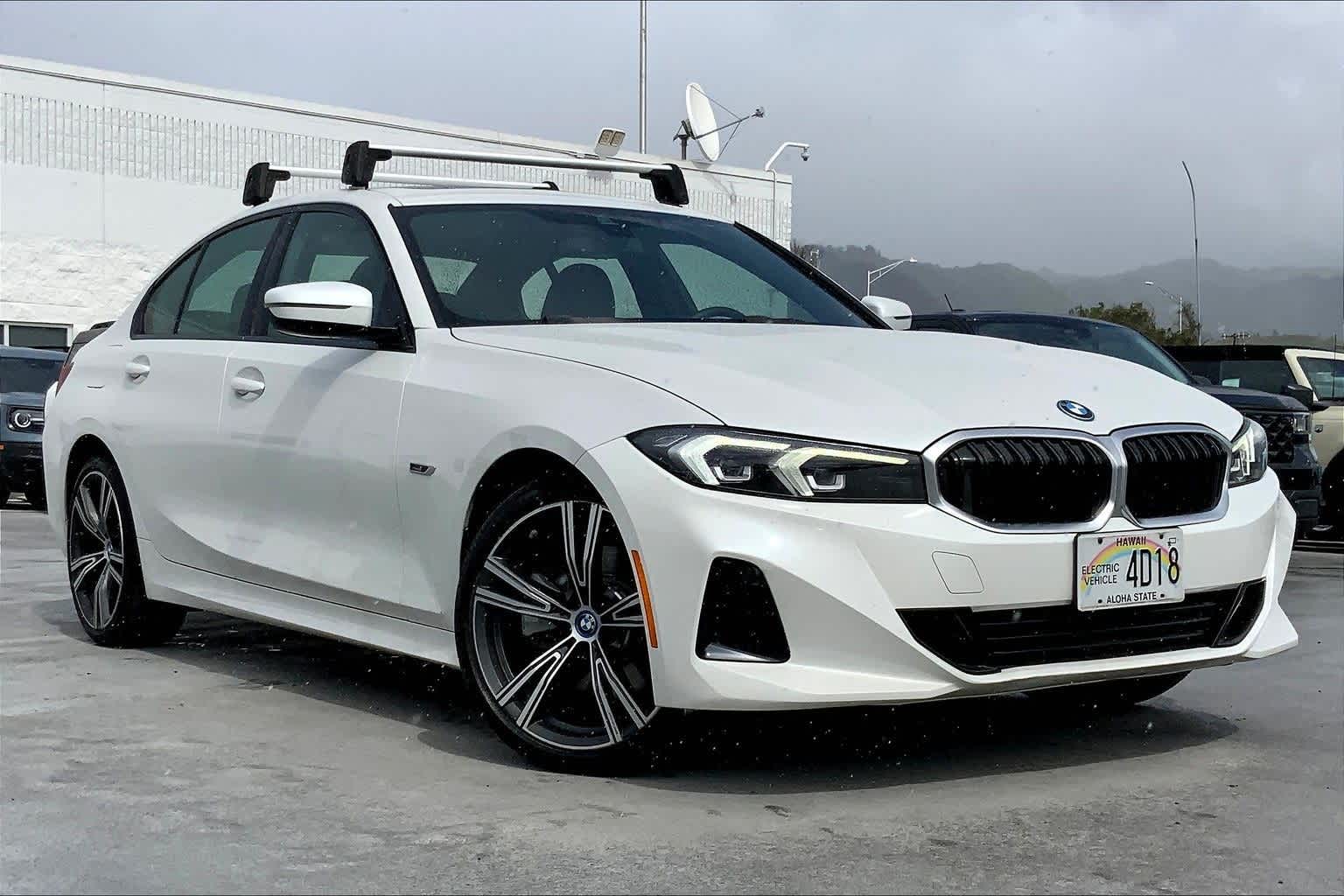 Thumbnail: 2023 BMW 3 Series - 21