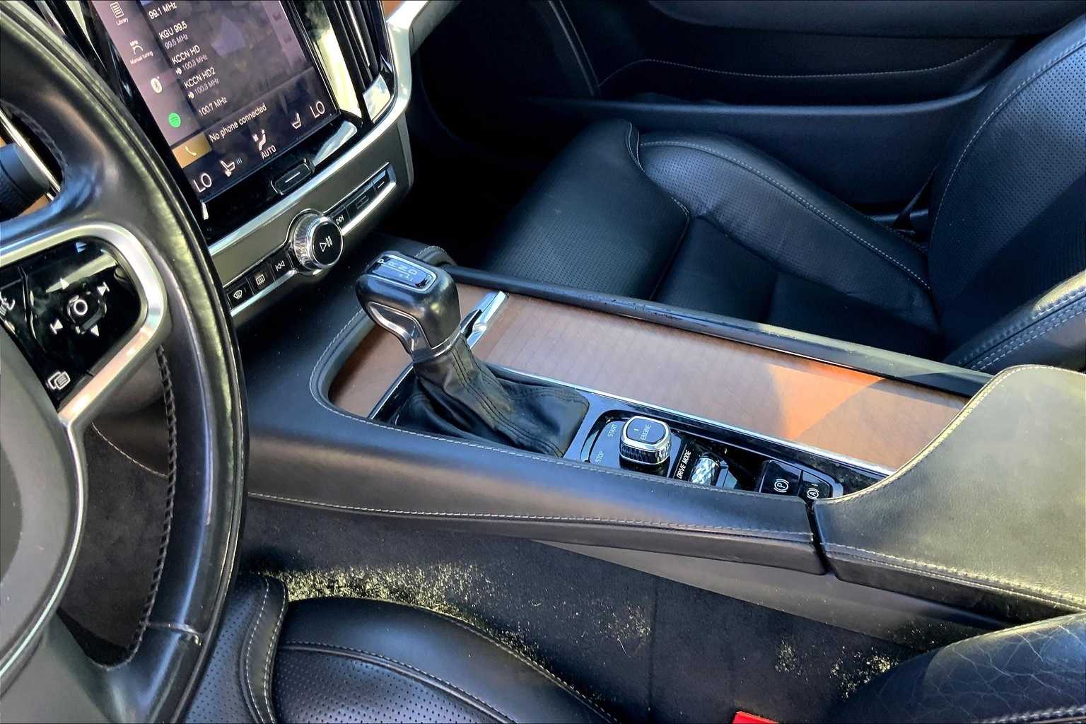 Thumbnail: 2017 Volvo S90 - 16