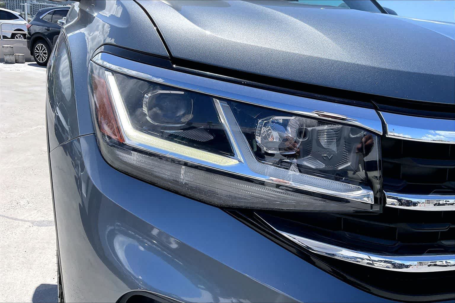 Thumbnail: 2022 Volkswagen Atlas - 31