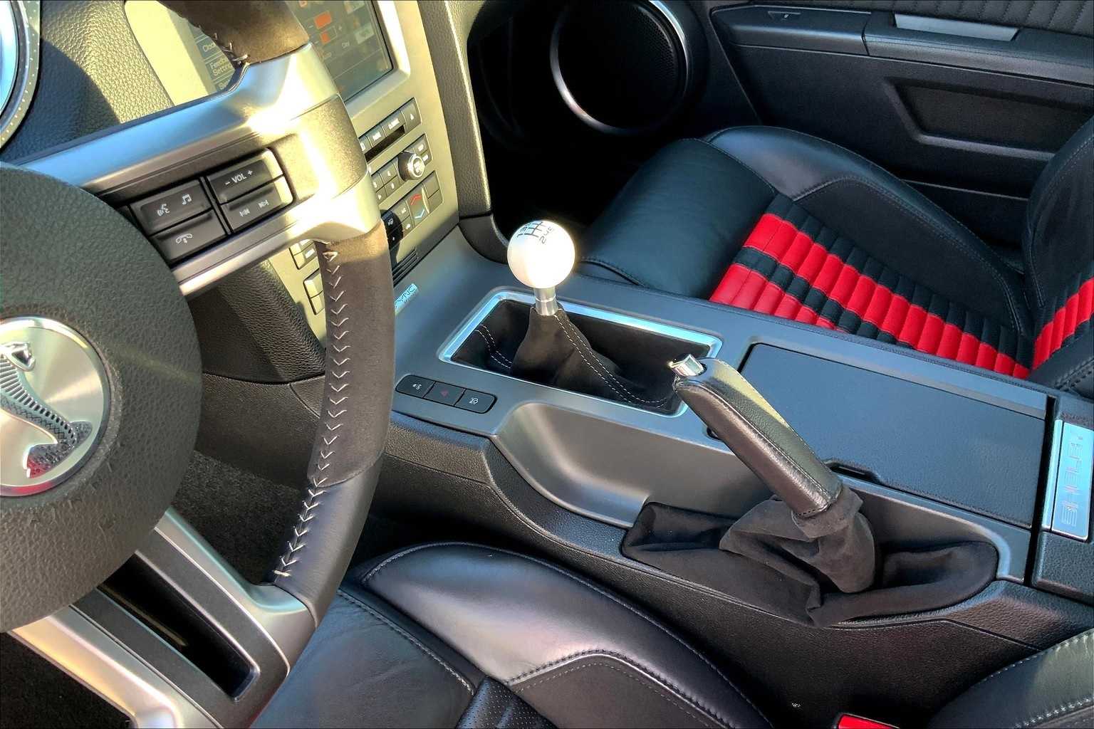 Thumbnail: 2012 Ford Mustang - 15