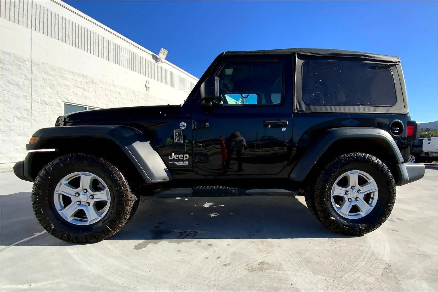 Thumbnail: 2020 Jeep Wrangler - 3