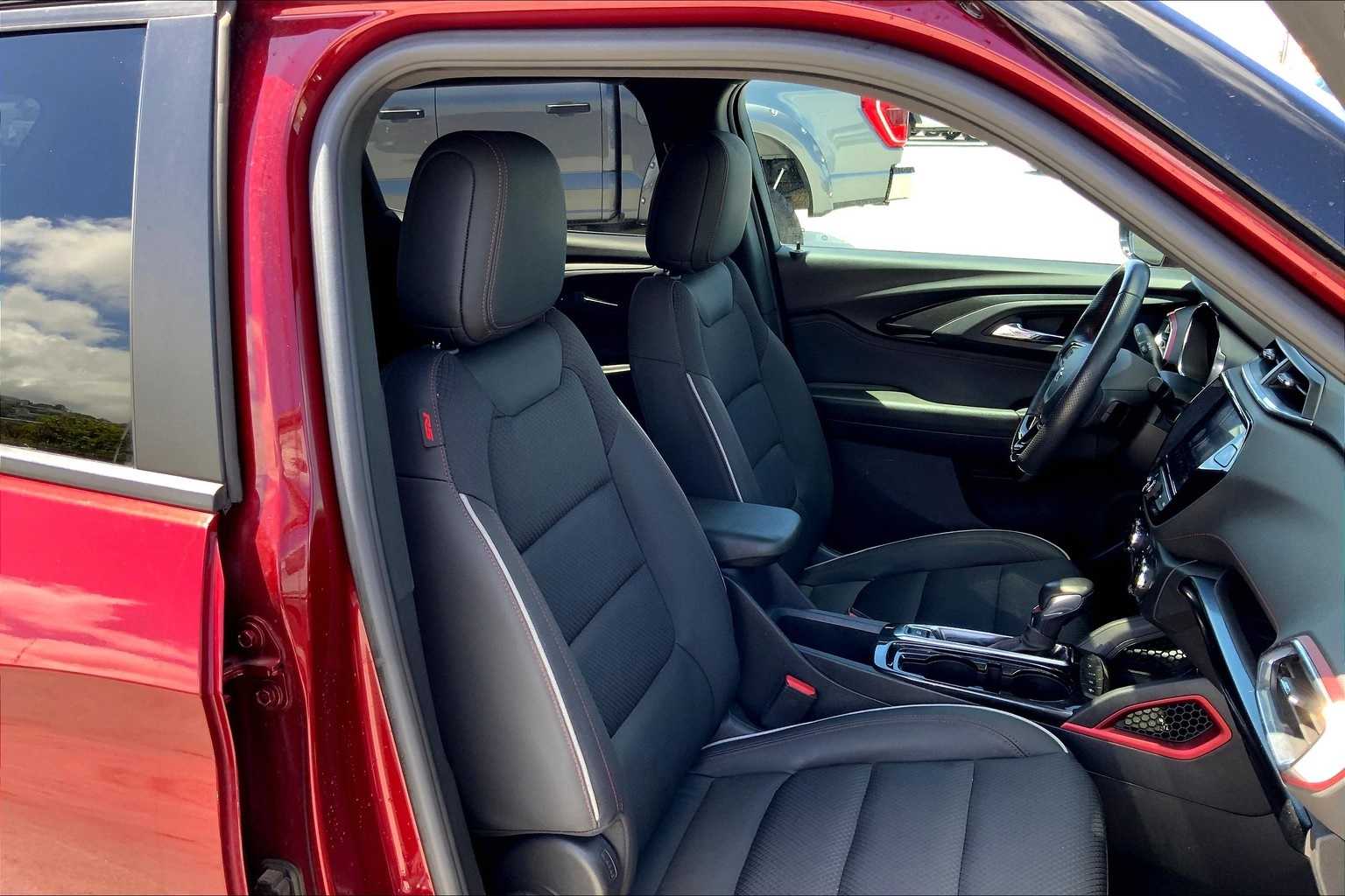 Thumbnail: 2023 Chevrolet TrailBlazer - 13