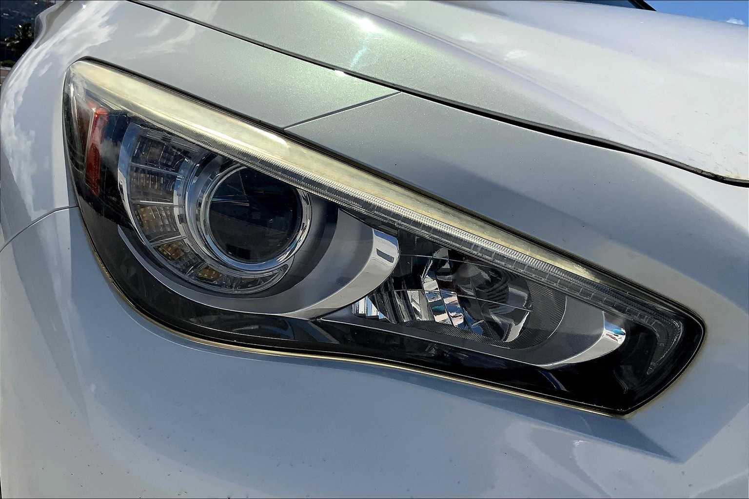 Thumbnail: 2015 INFINITI Q50 - 31