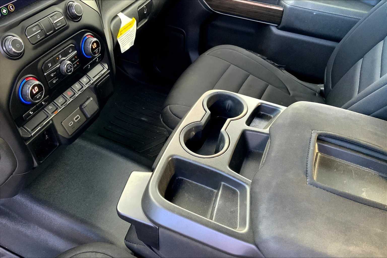 Thumbnail: 2019 Chevrolet Silverado 1500 - 16
