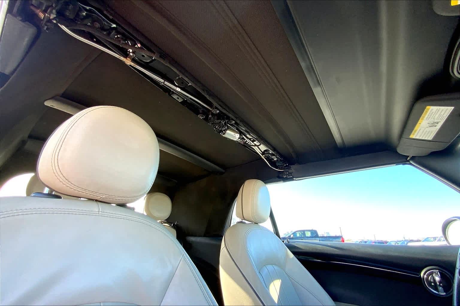 Thumbnail: 2019 MINI Cooper Convertible - 29