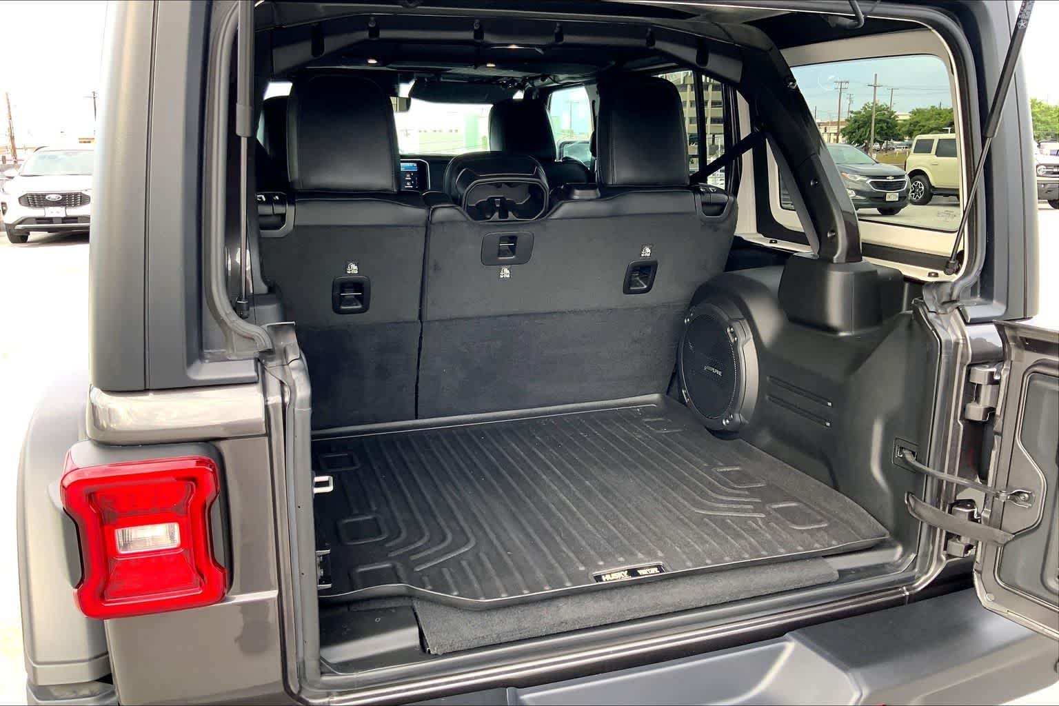 Thumbnail: 2024 Jeep Wrangler - 18