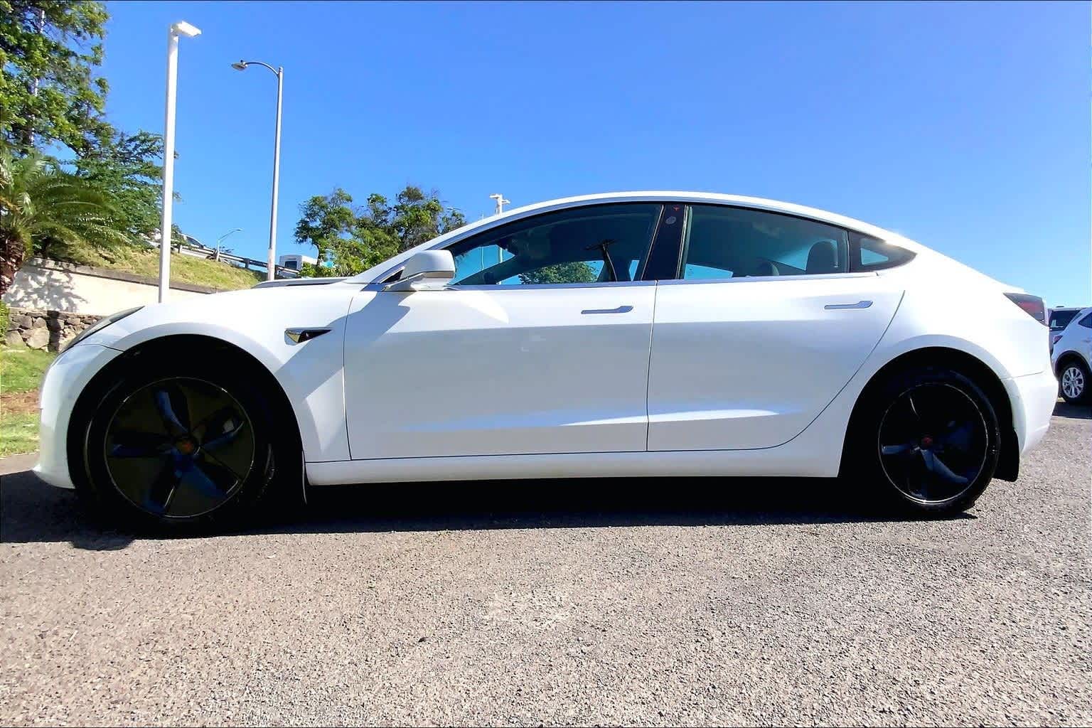 Thumbnail: 2019 Tesla Model 3 - 3