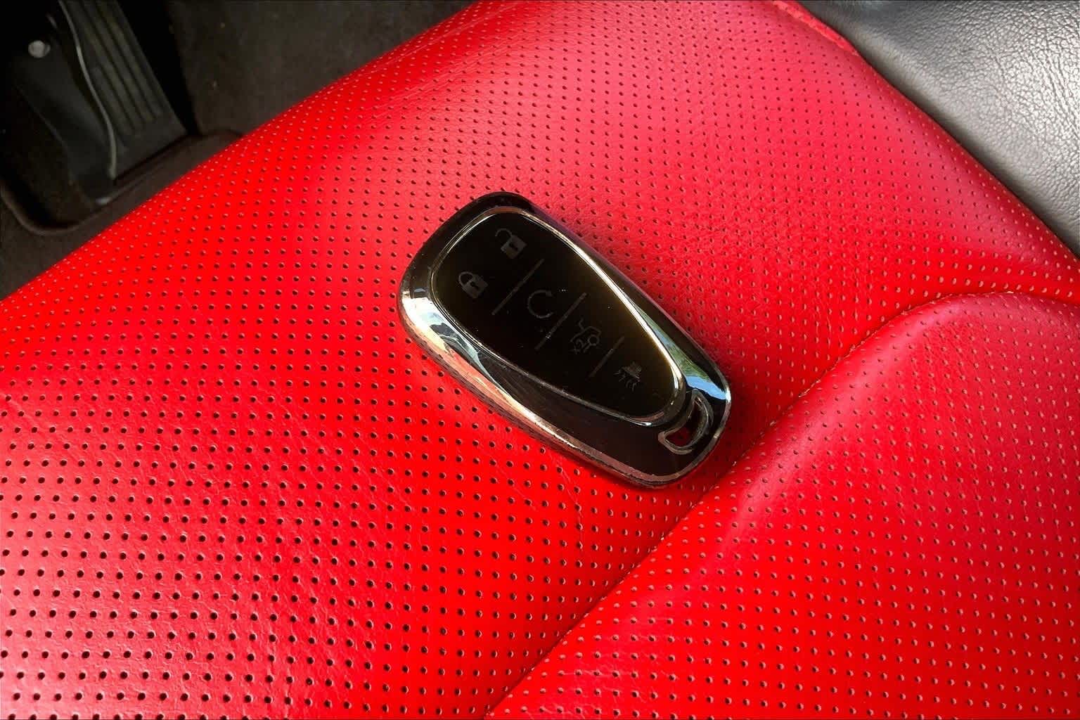 Thumbnail: 2019 Chevrolet Camaro - 18