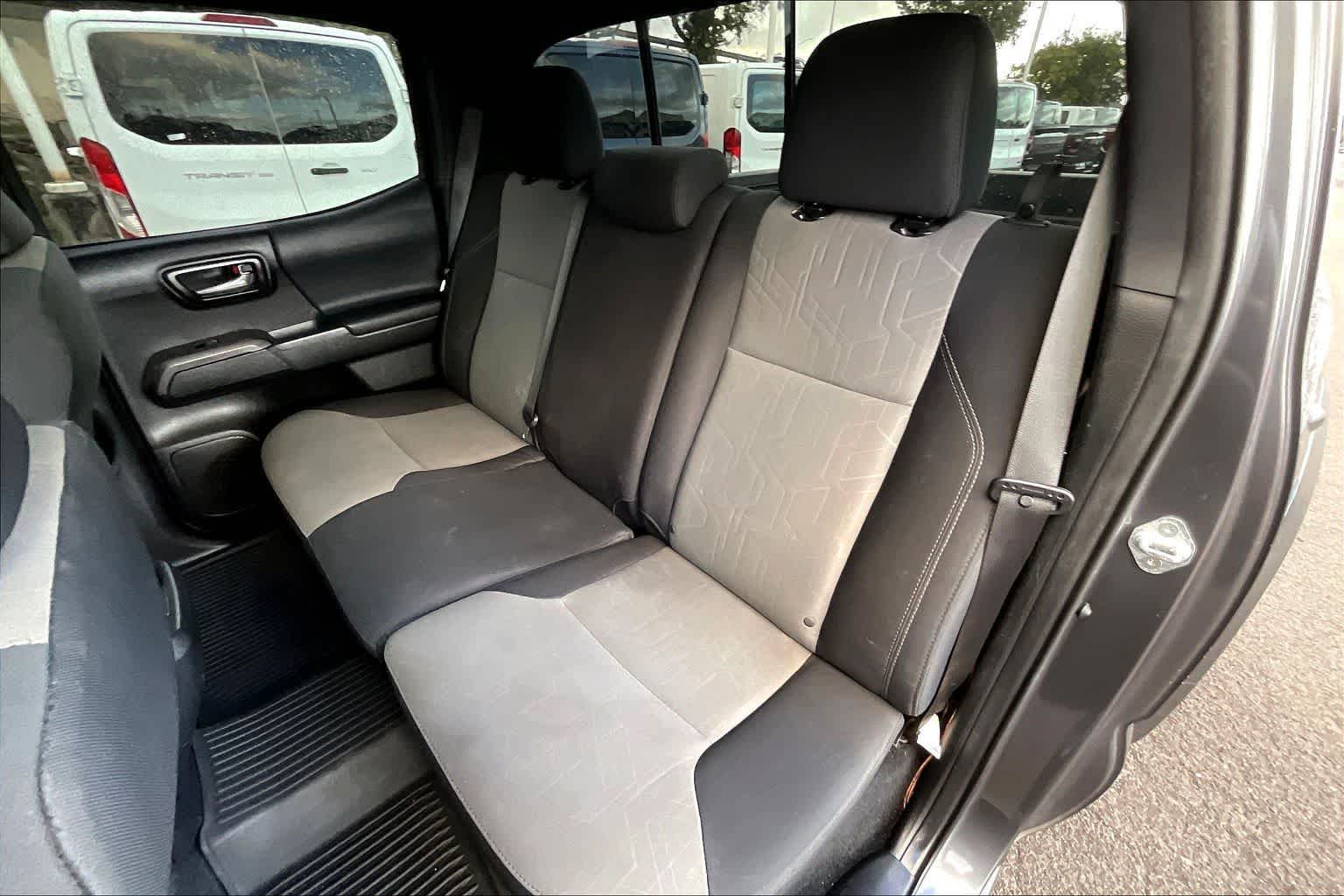 Thumbnail: 2021 Toyota Tacoma - 29