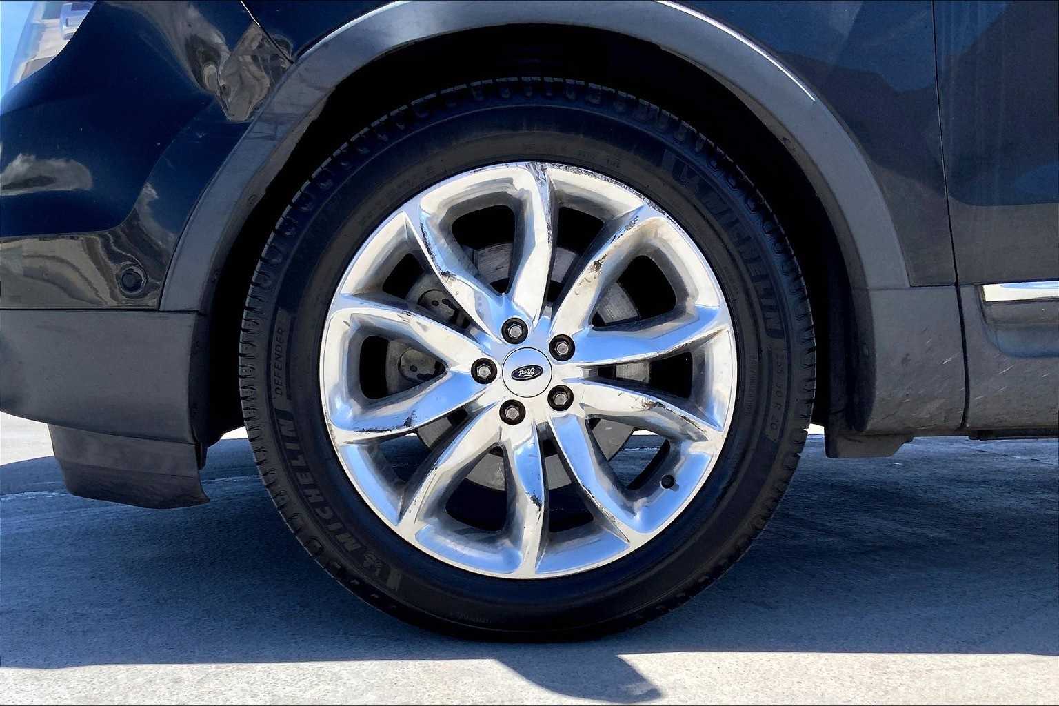 Thumbnail: 2014 Ford Explorer - 8