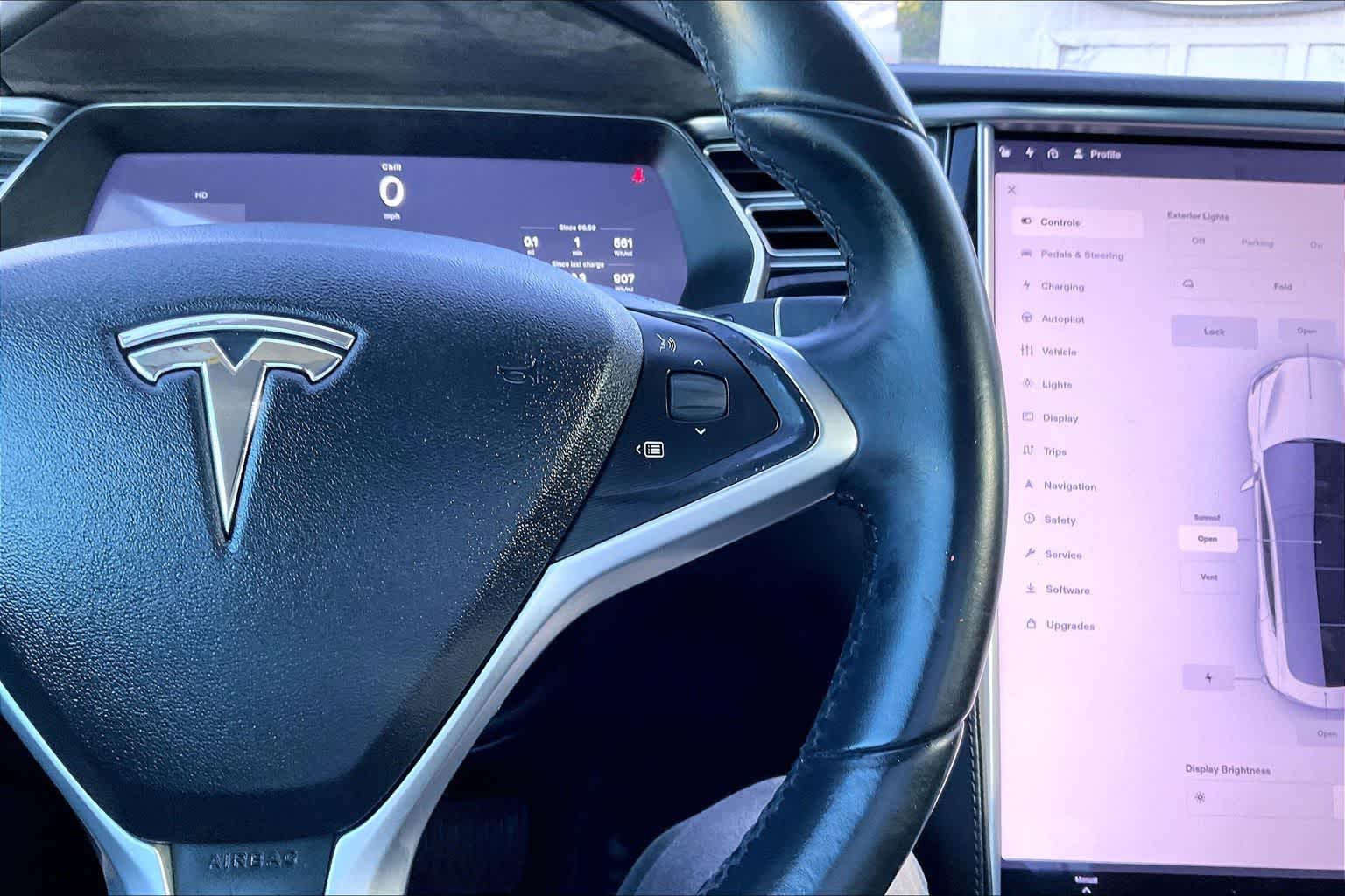Thumbnail: 2016 Tesla Model S - 25