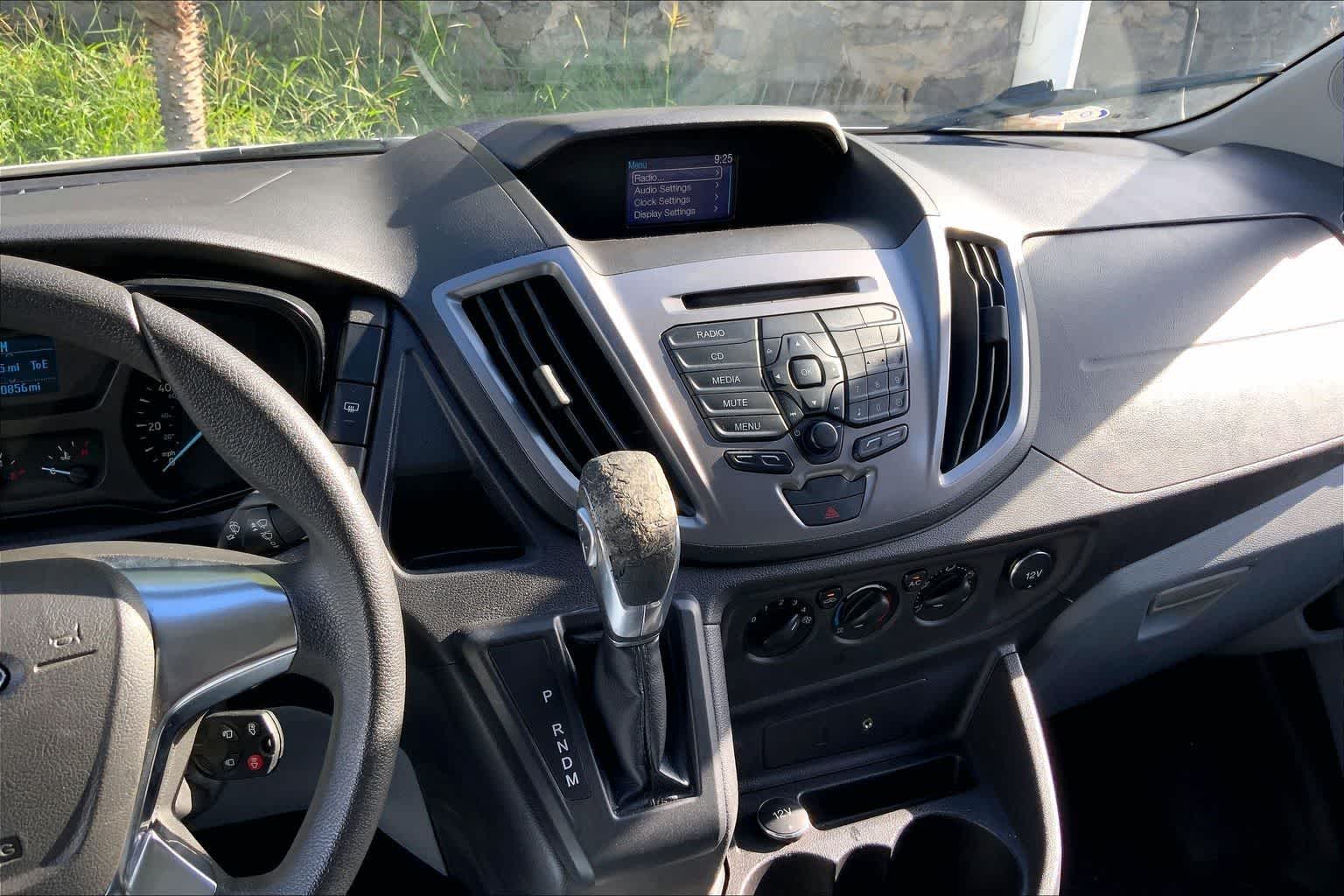 Thumbnail: 2015 Ford Transit Series - 15