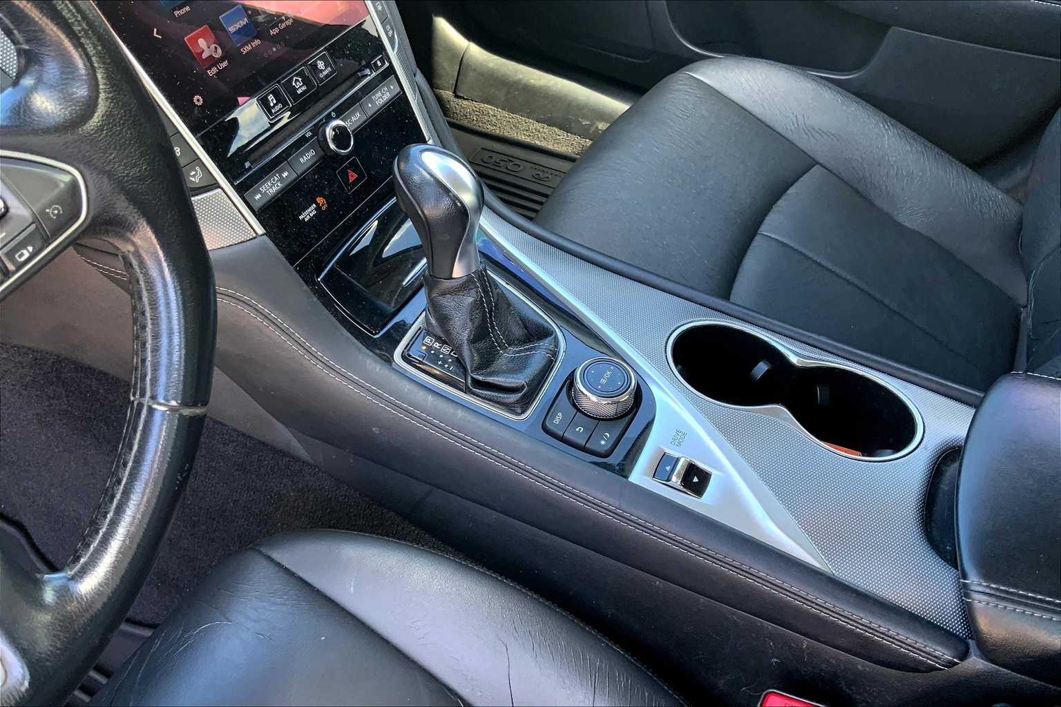 Thumbnail: 2015 INFINITI Q50 - 16