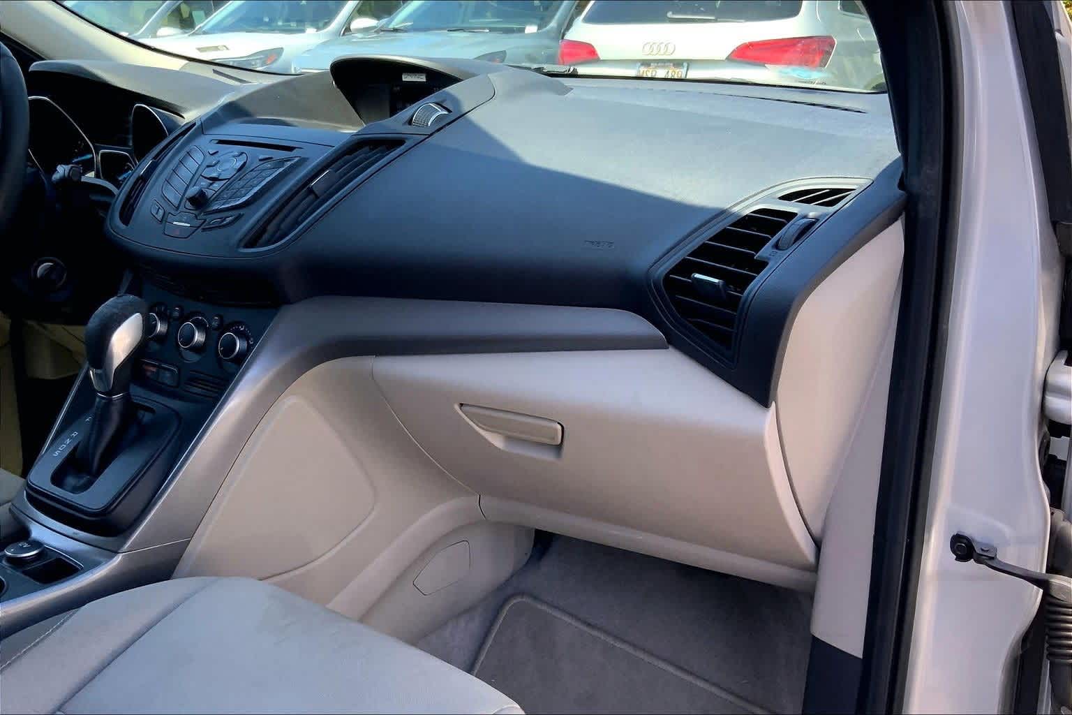 Thumbnail: 2016 Ford Escape - 23