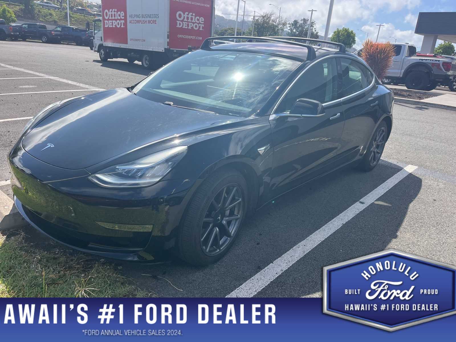Thumbnail: 2019 Tesla Model 3 - 1