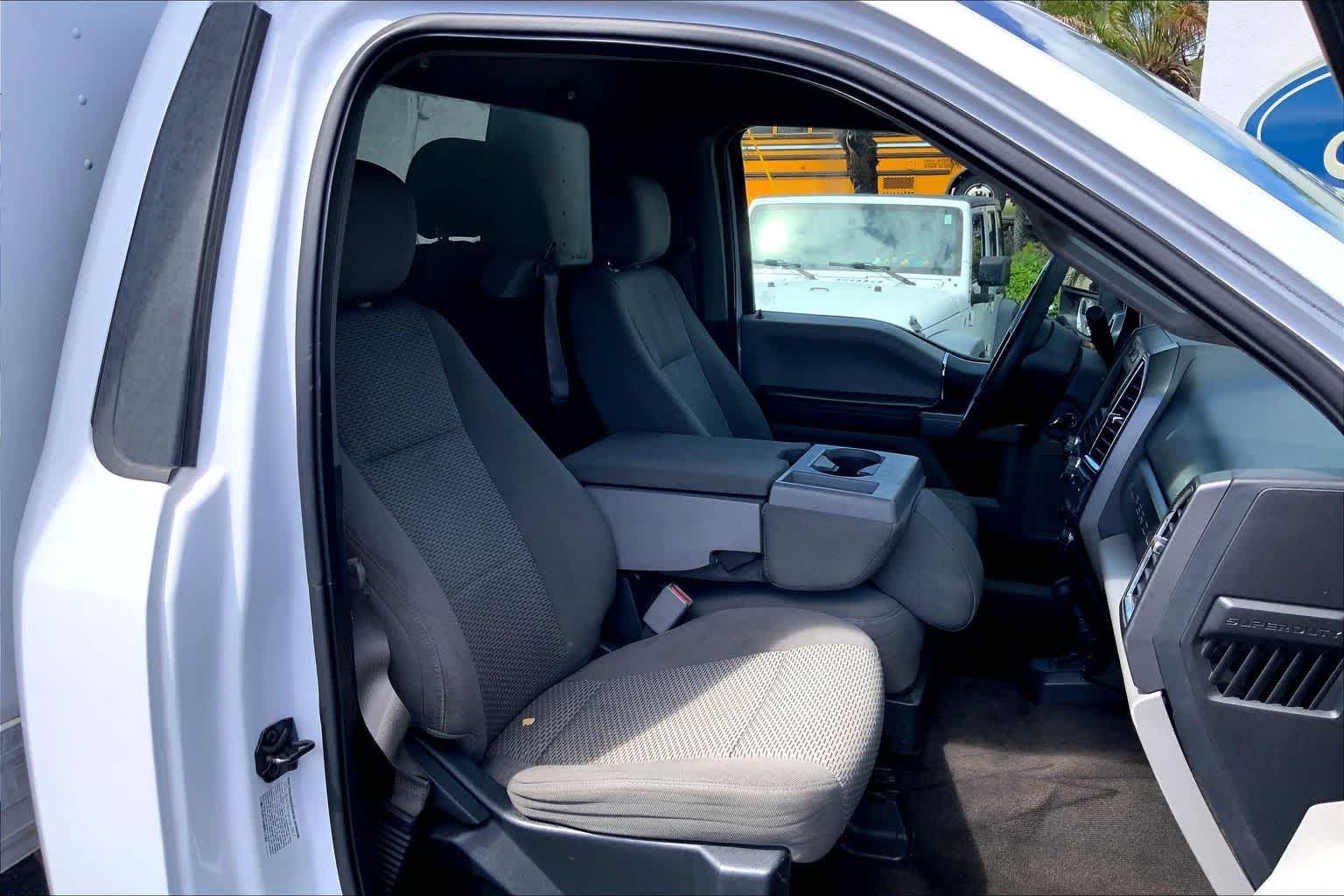 Thumbnail: 2017 Ford F-550 - 13