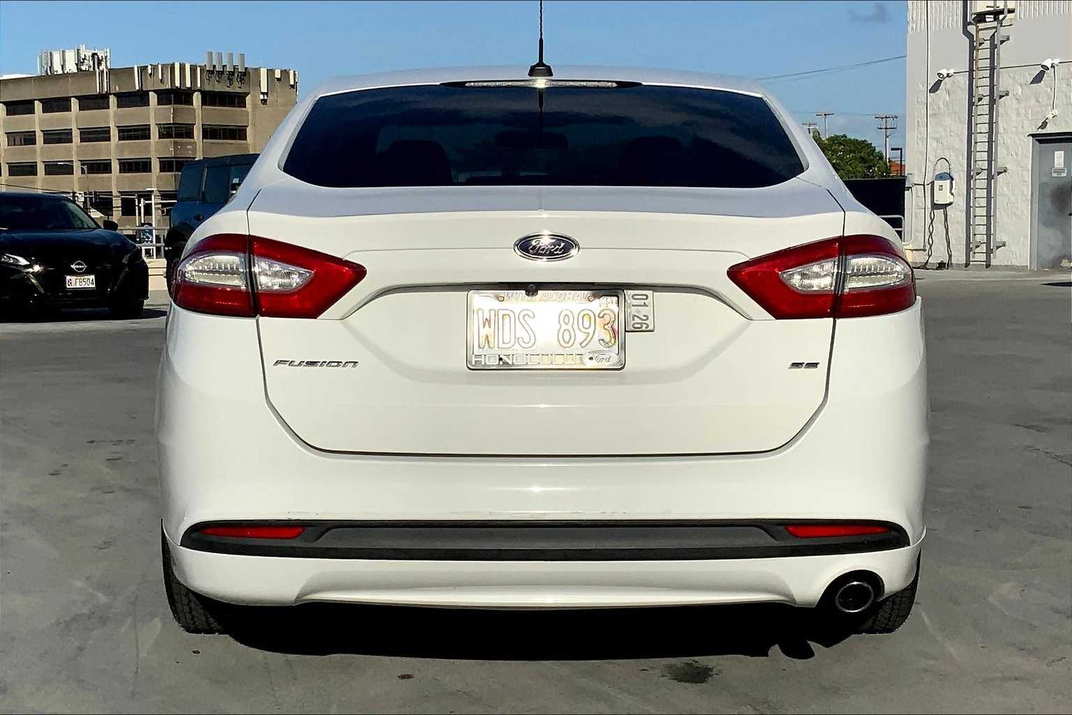 Thumbnail: 2016 Ford Fusion - 5