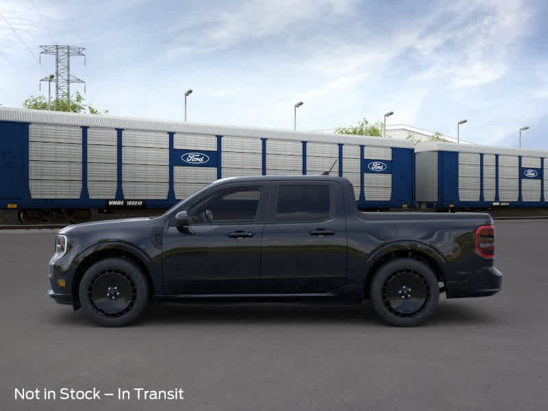 2025 Ford Maverick photo 3