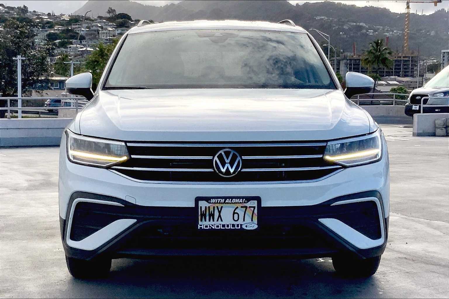 Thumbnail: 2024 Volkswagen Tiguan - 6
