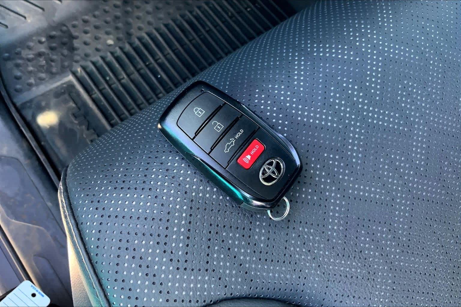 Thumbnail: 2025 Toyota Tundra - 19