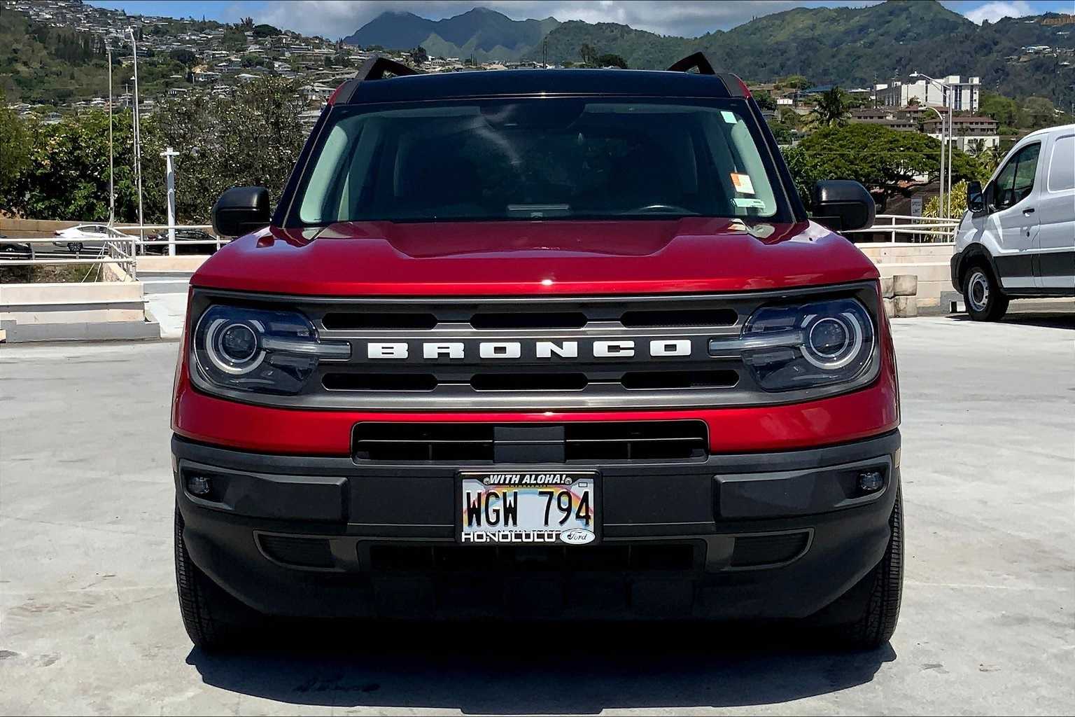 Thumbnail: 2021 Ford Bronco Sport - 6