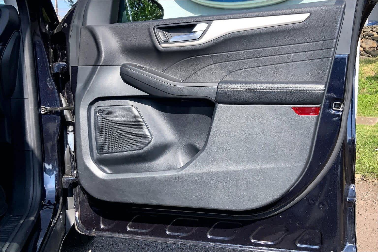 Thumbnail: 2021 Ford Escape - 28