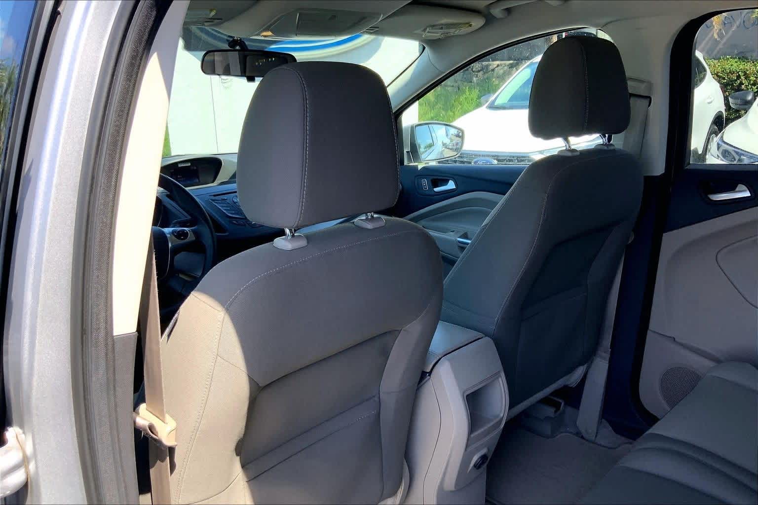 Thumbnail: 2016 Ford Escape - 12