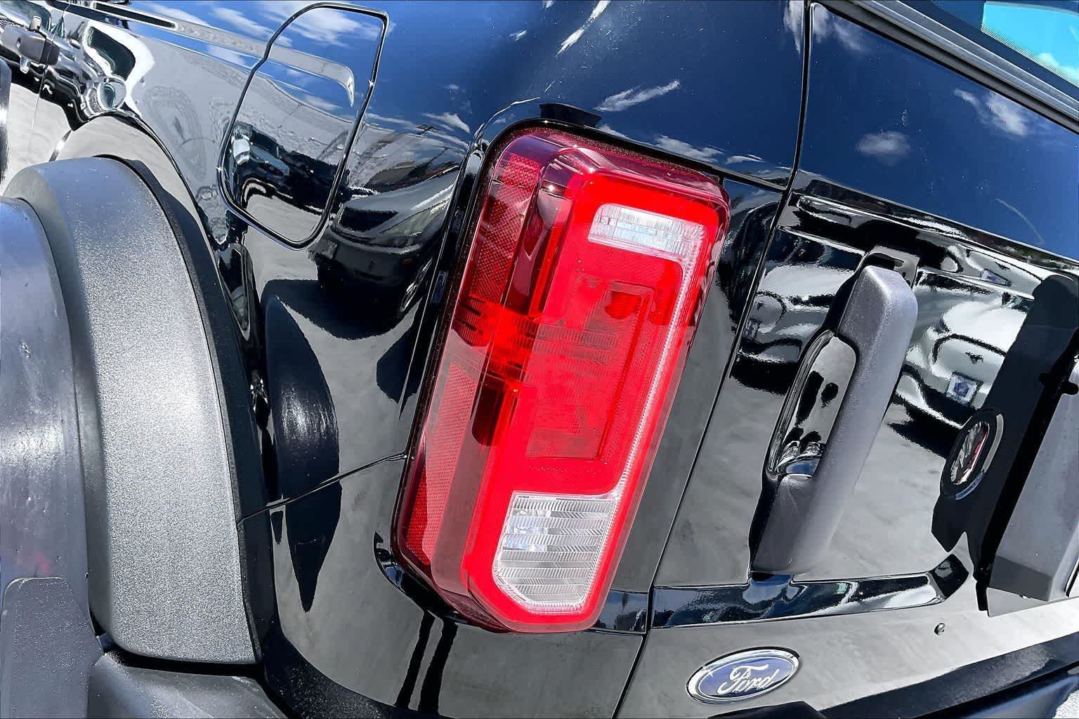 Thumbnail: 2022 Ford Bronco - 32