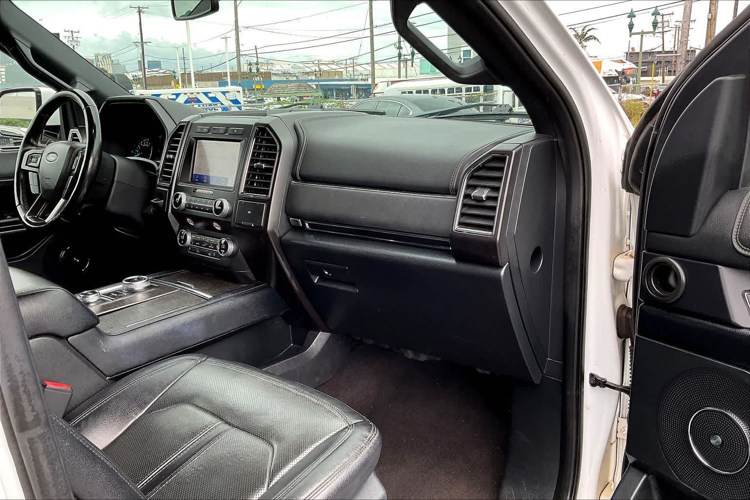 Thumbnail: 2021 Ford Expedition - 23