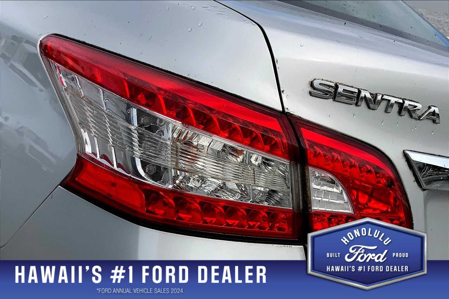 Thumbnail: 2015 Nissan Sentra - 32