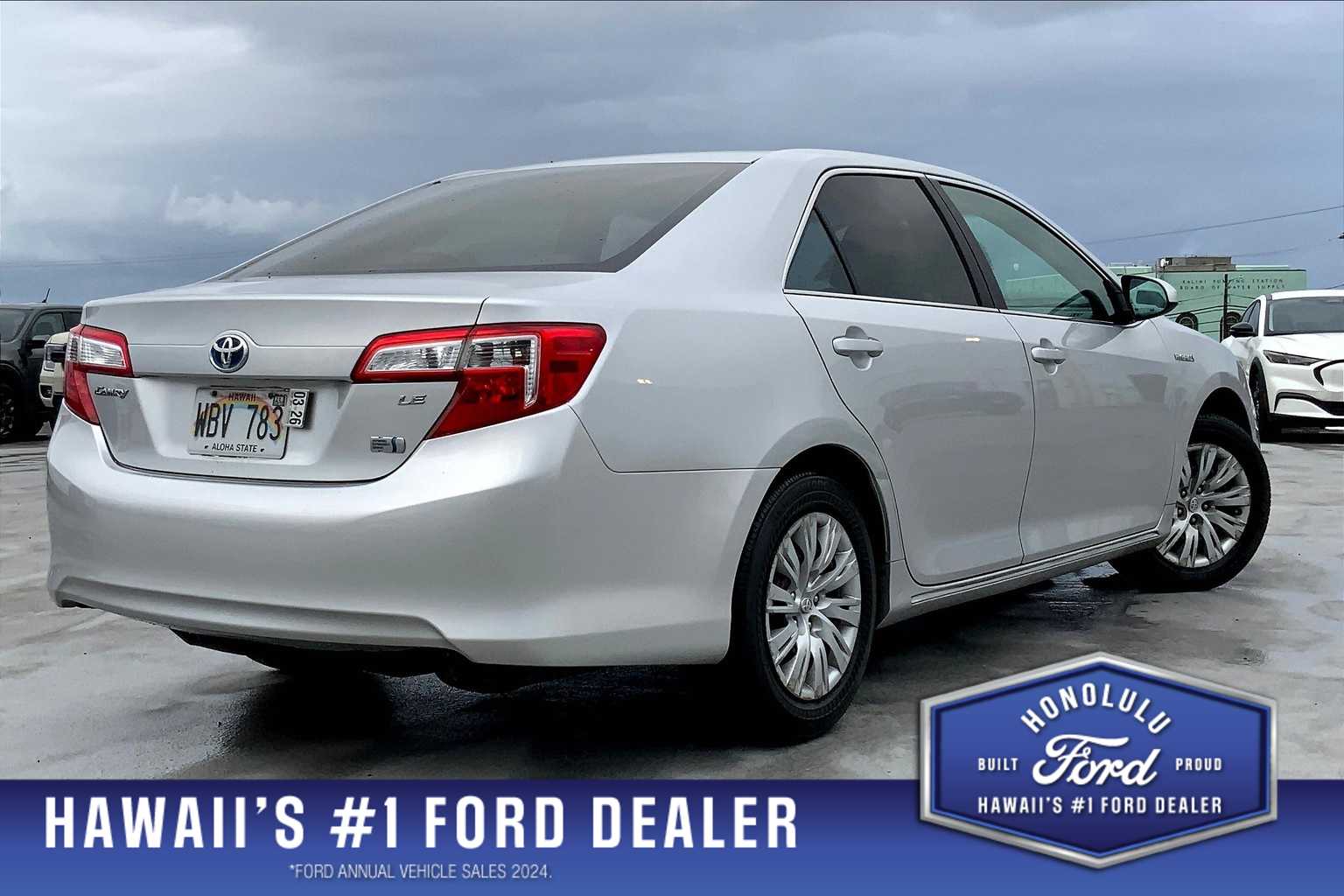 2012 Toyota Camry LE 22