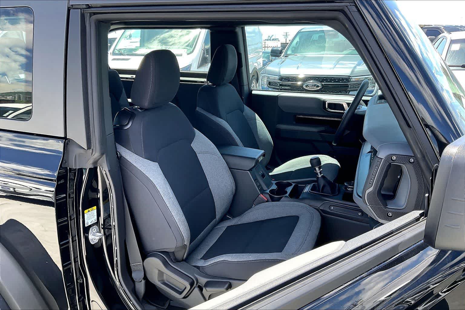 Thumbnail: 2022 Ford Bronco - 13