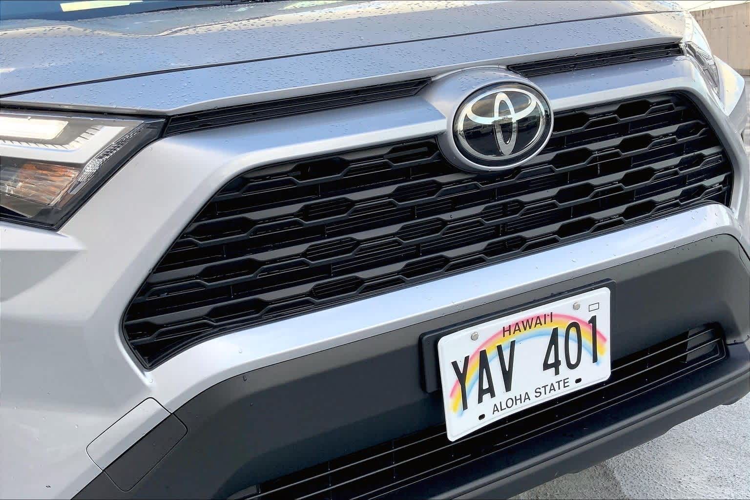 Thumbnail: 2025 Toyota RAV4 - 33