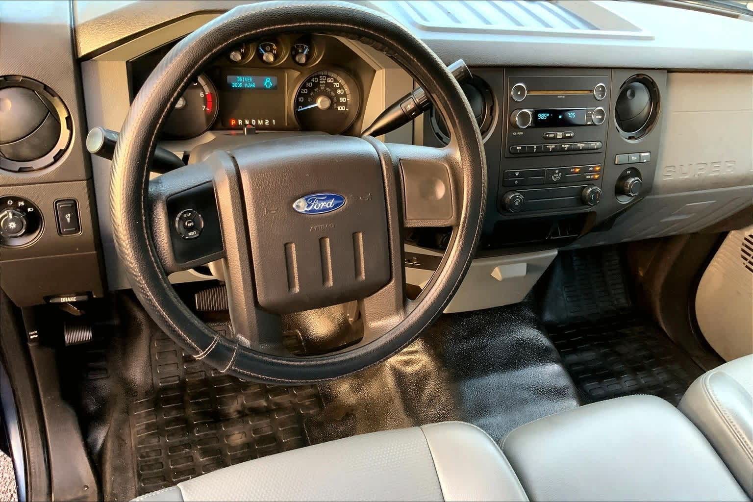 Thumbnail: 2015 Ford F-350 - 14