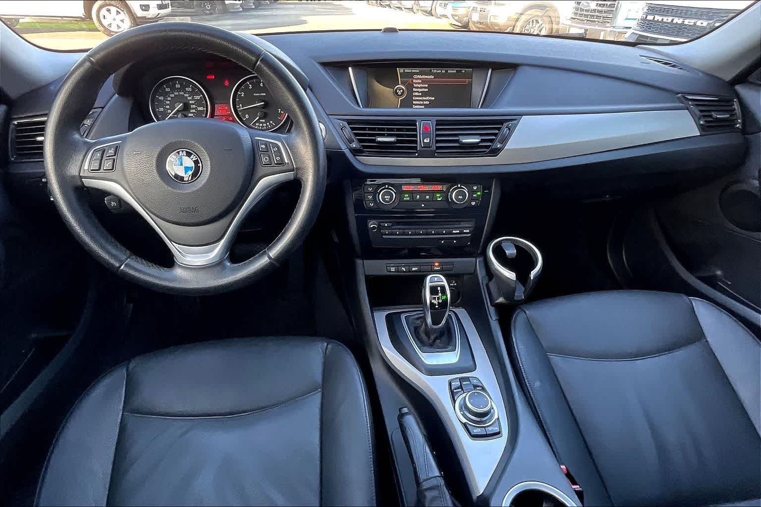 Thumbnail: 2015 BMW X1 - 10