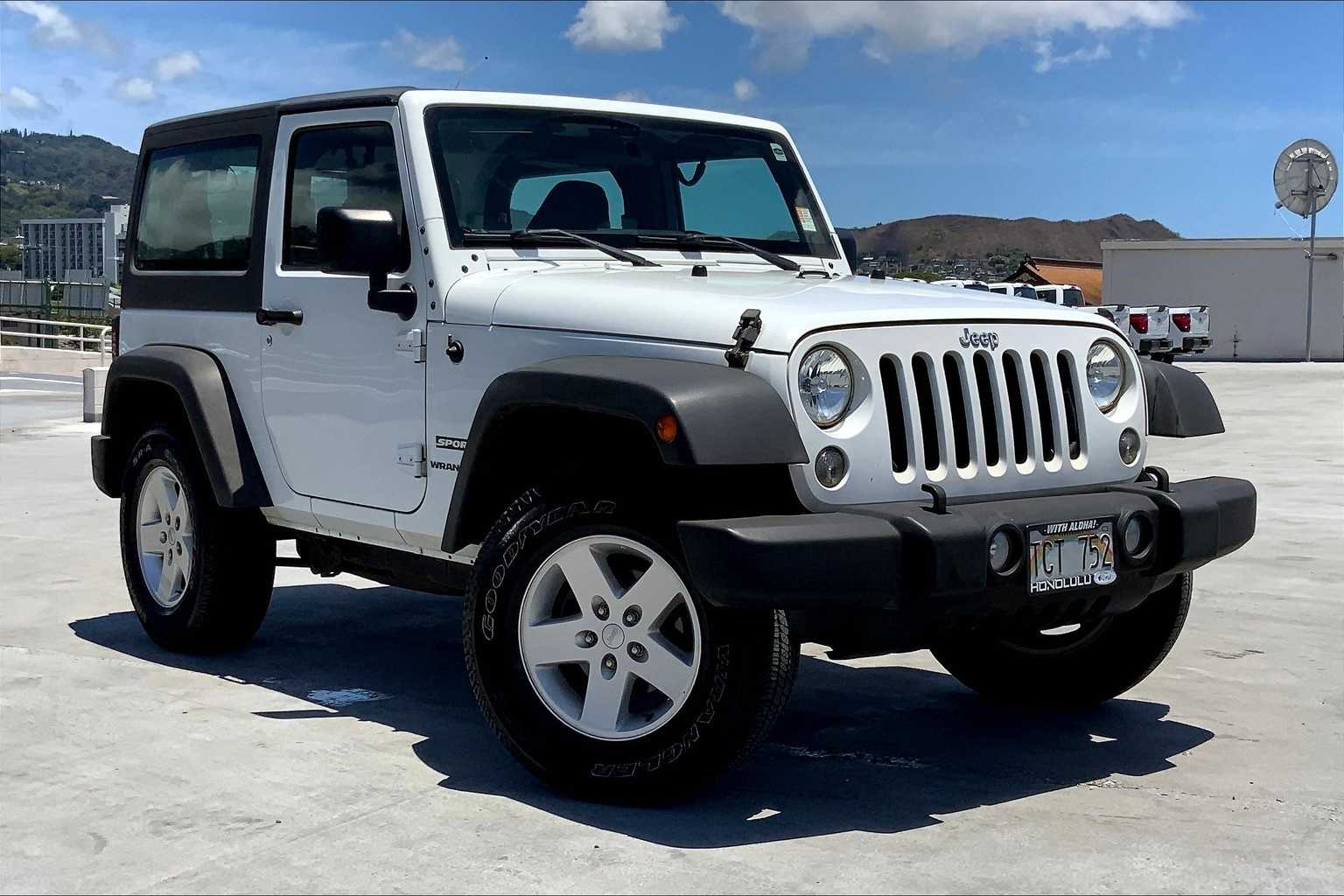 Thumbnail: 2017 Jeep Wrangler - 21
