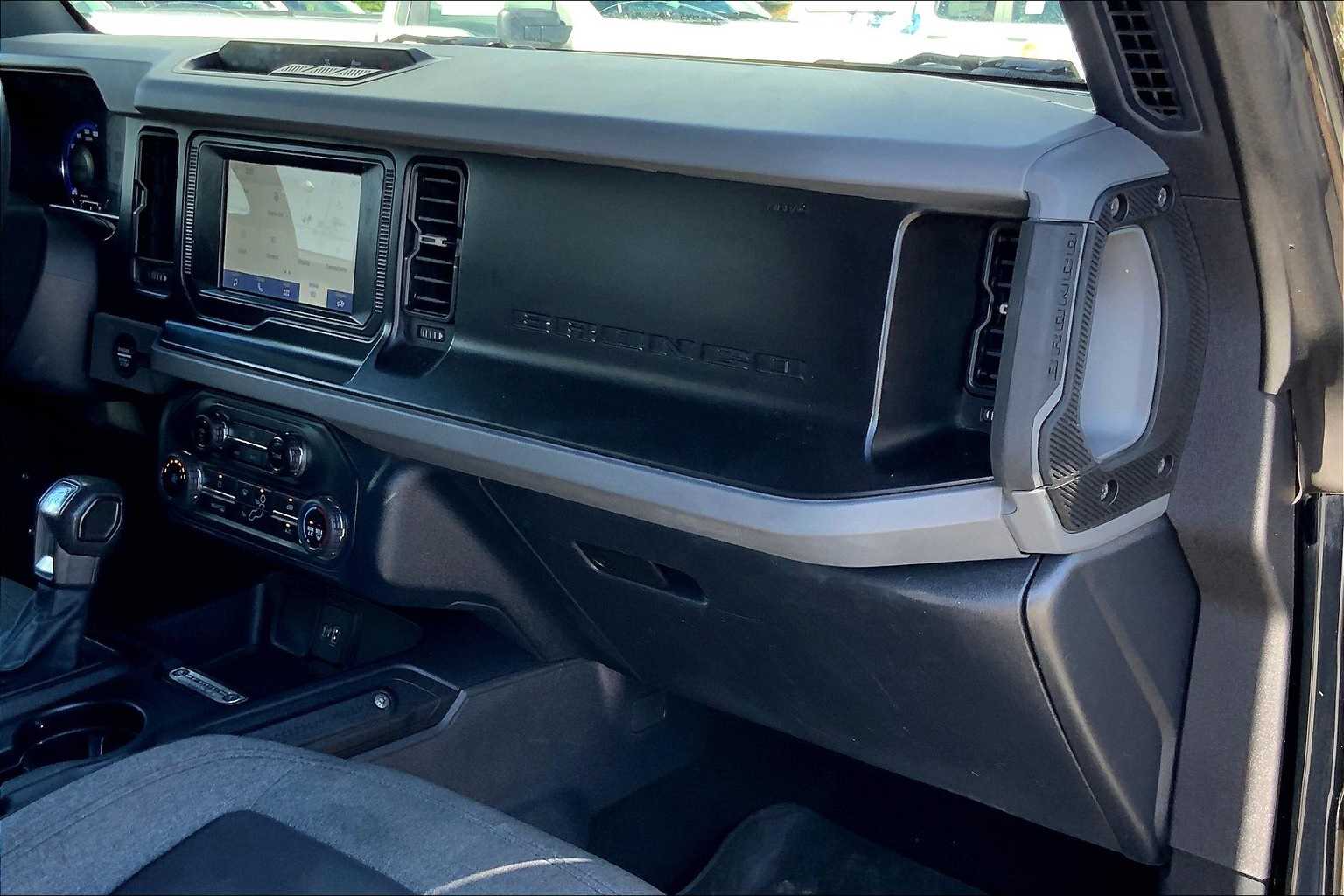 Thumbnail: 2022 Ford Bronco - 23