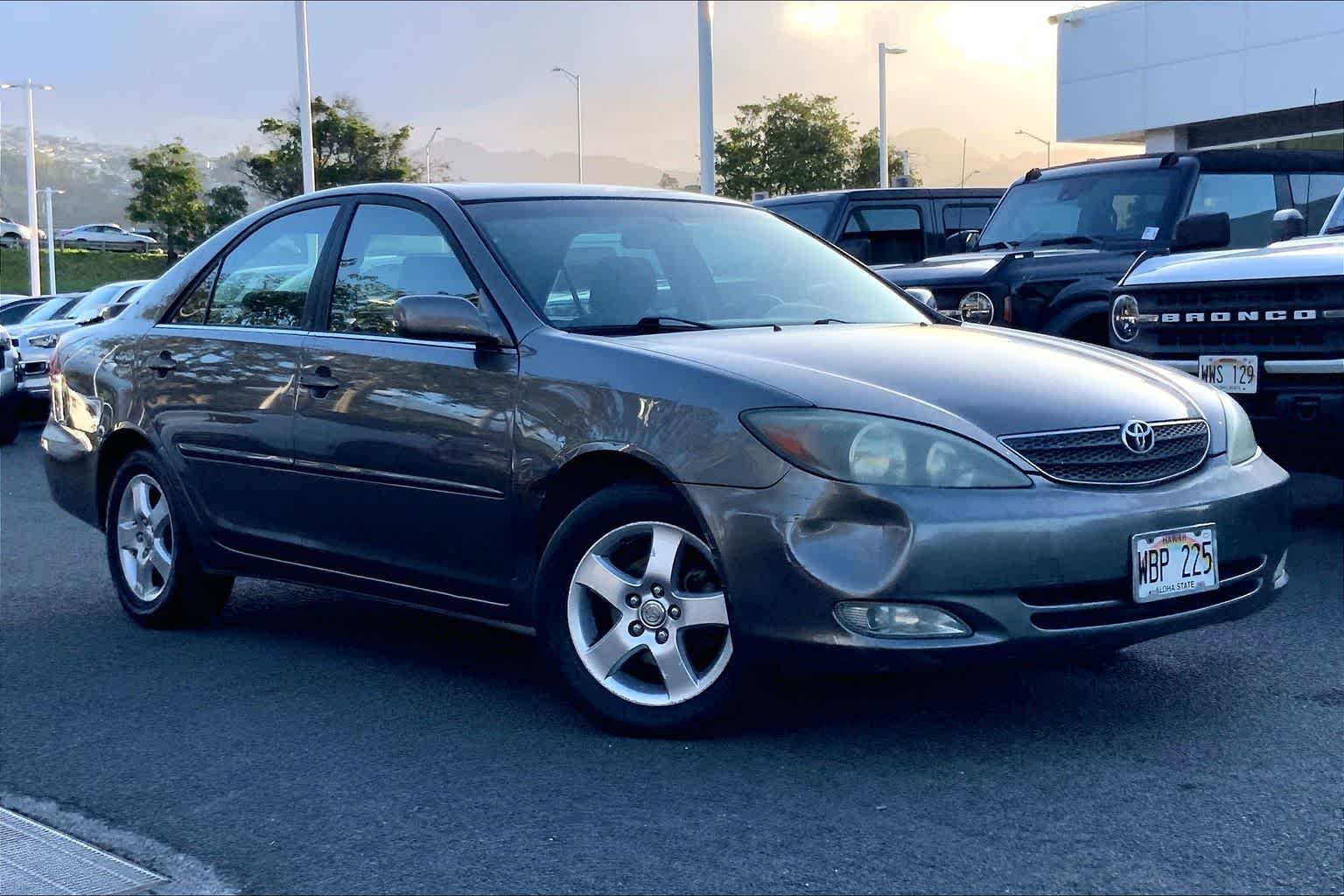Thumbnail: 2004 Toyota Camry - 21