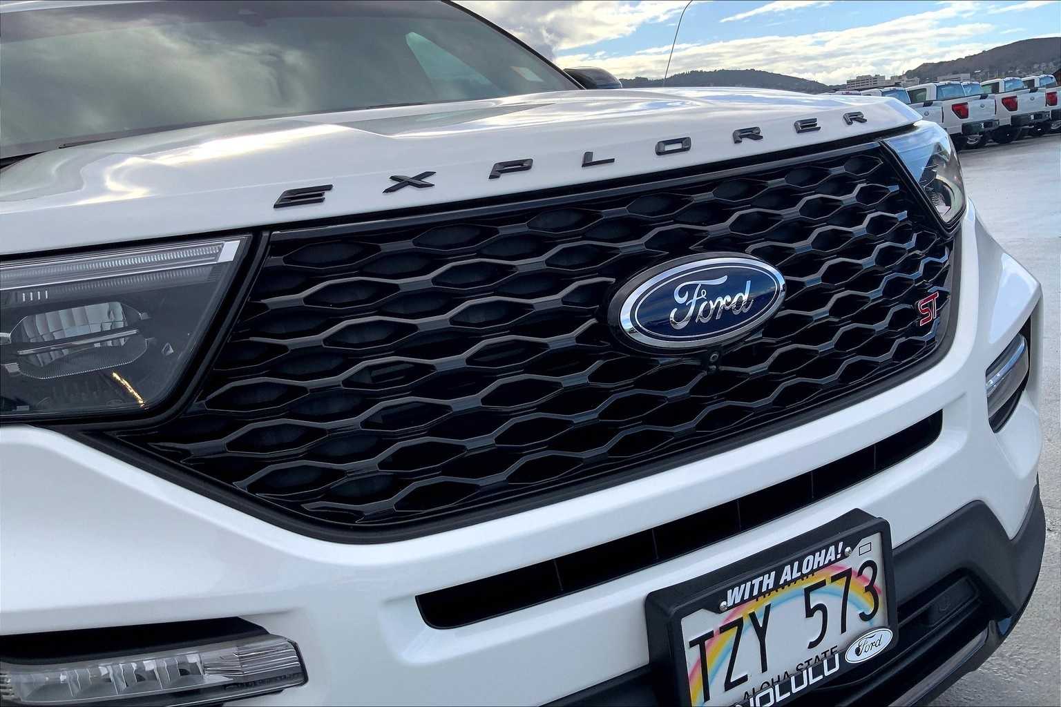 Thumbnail: 2020 Ford Explorer - 33