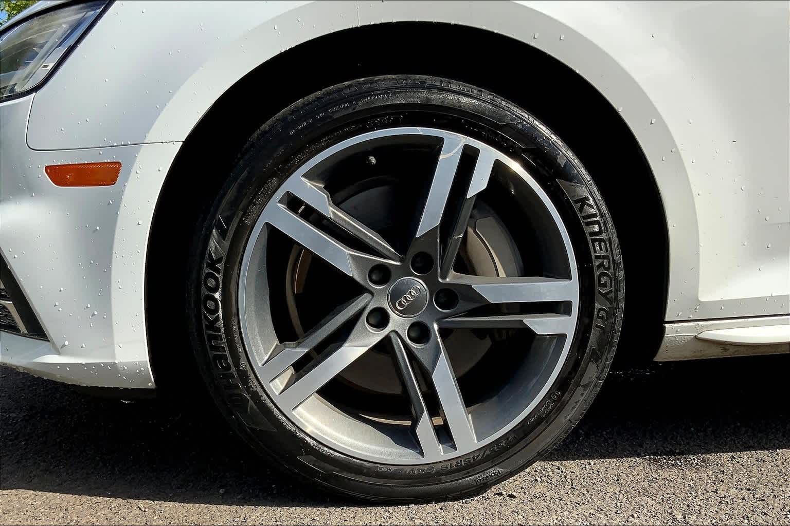 2017 Audi A4 Premium 8