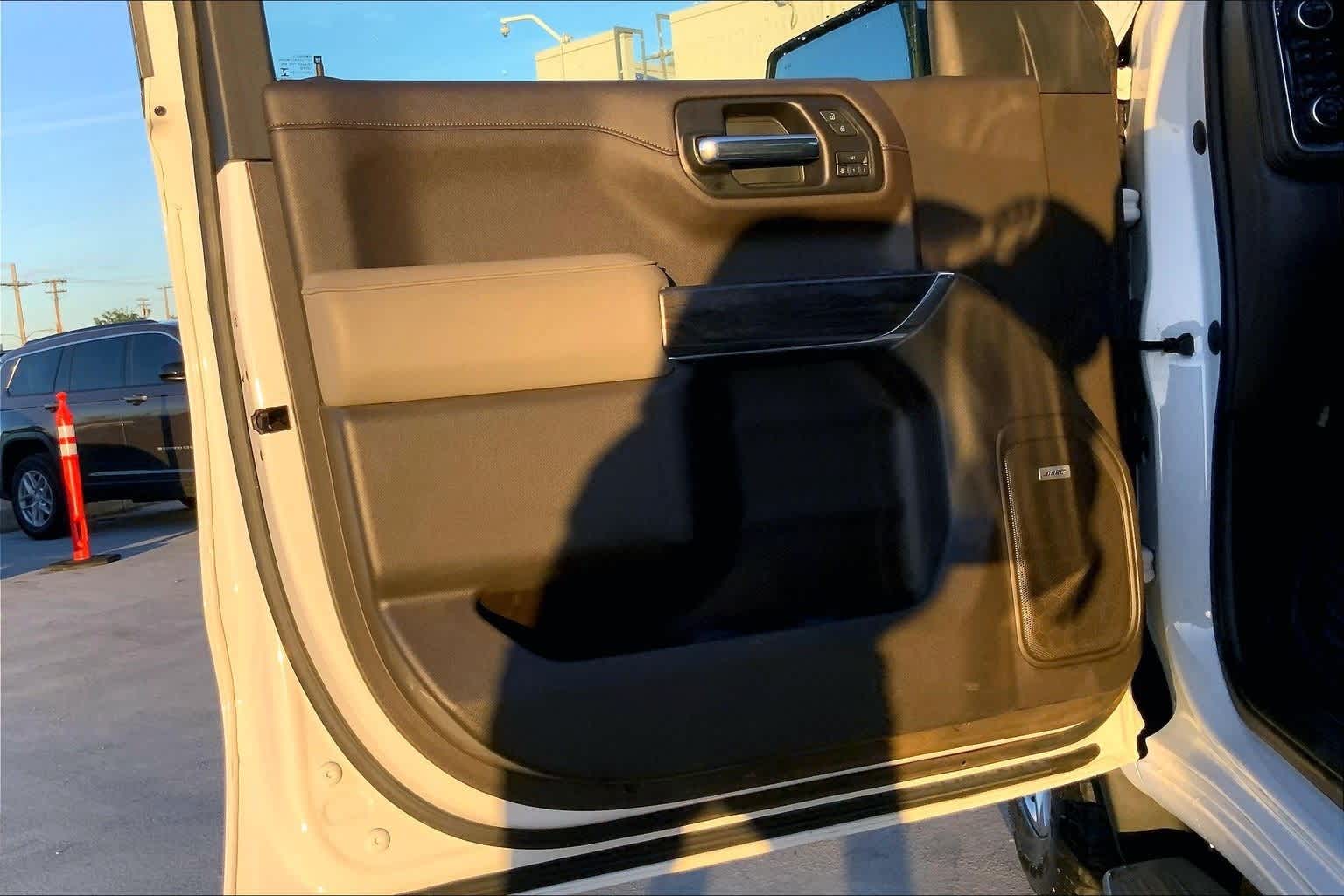 Thumbnail: 2022 Chevrolet Silverado 1500 - 27