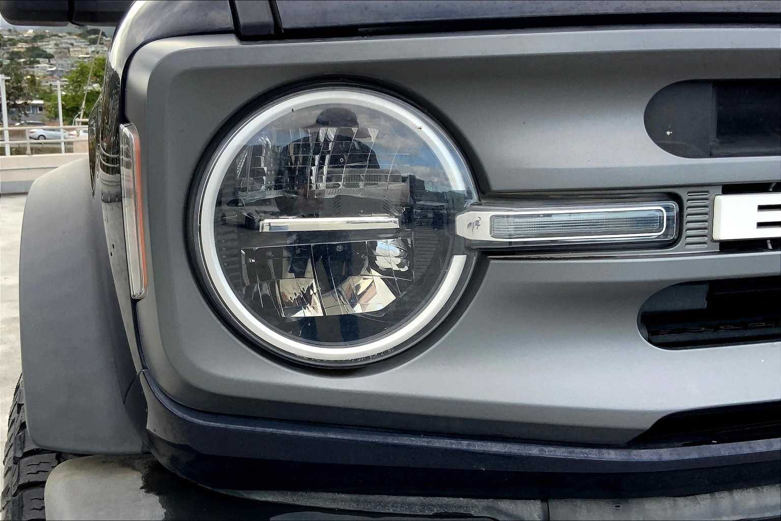 Thumbnail: 2021 Ford Bronco - 31