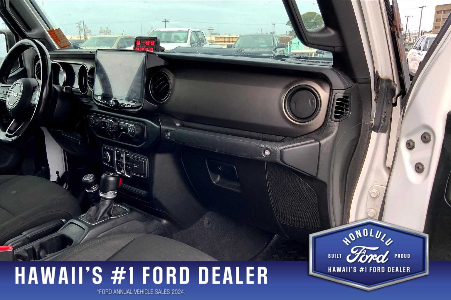 2020 Jeep Gladiator Sport 23