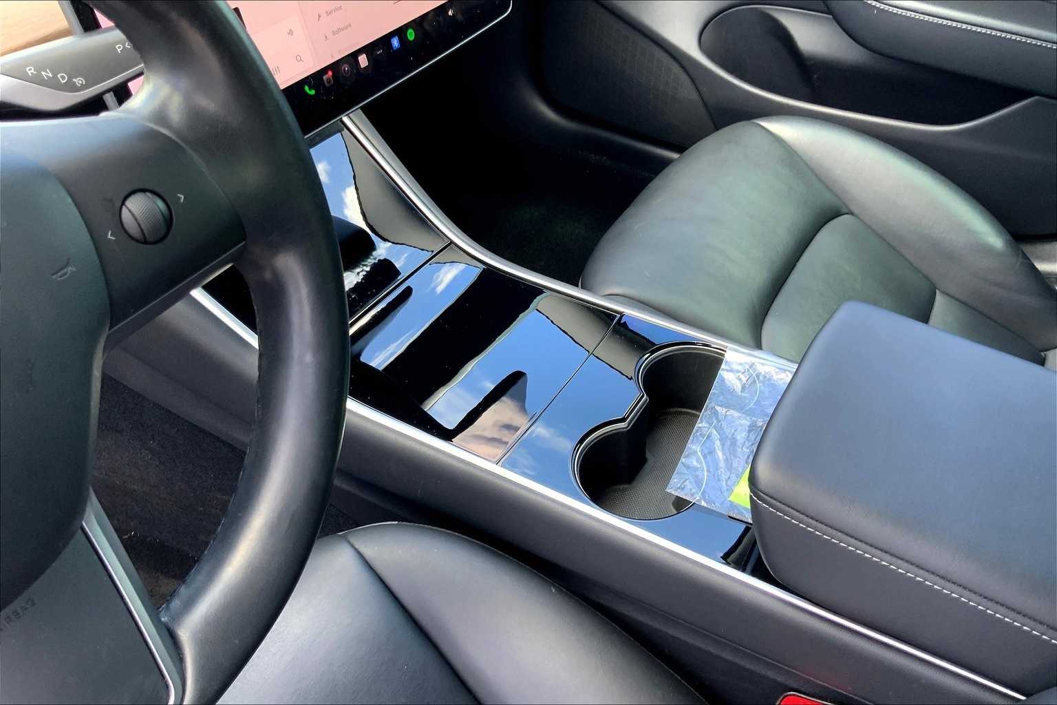 Thumbnail: 2019 Tesla Model 3 - 16