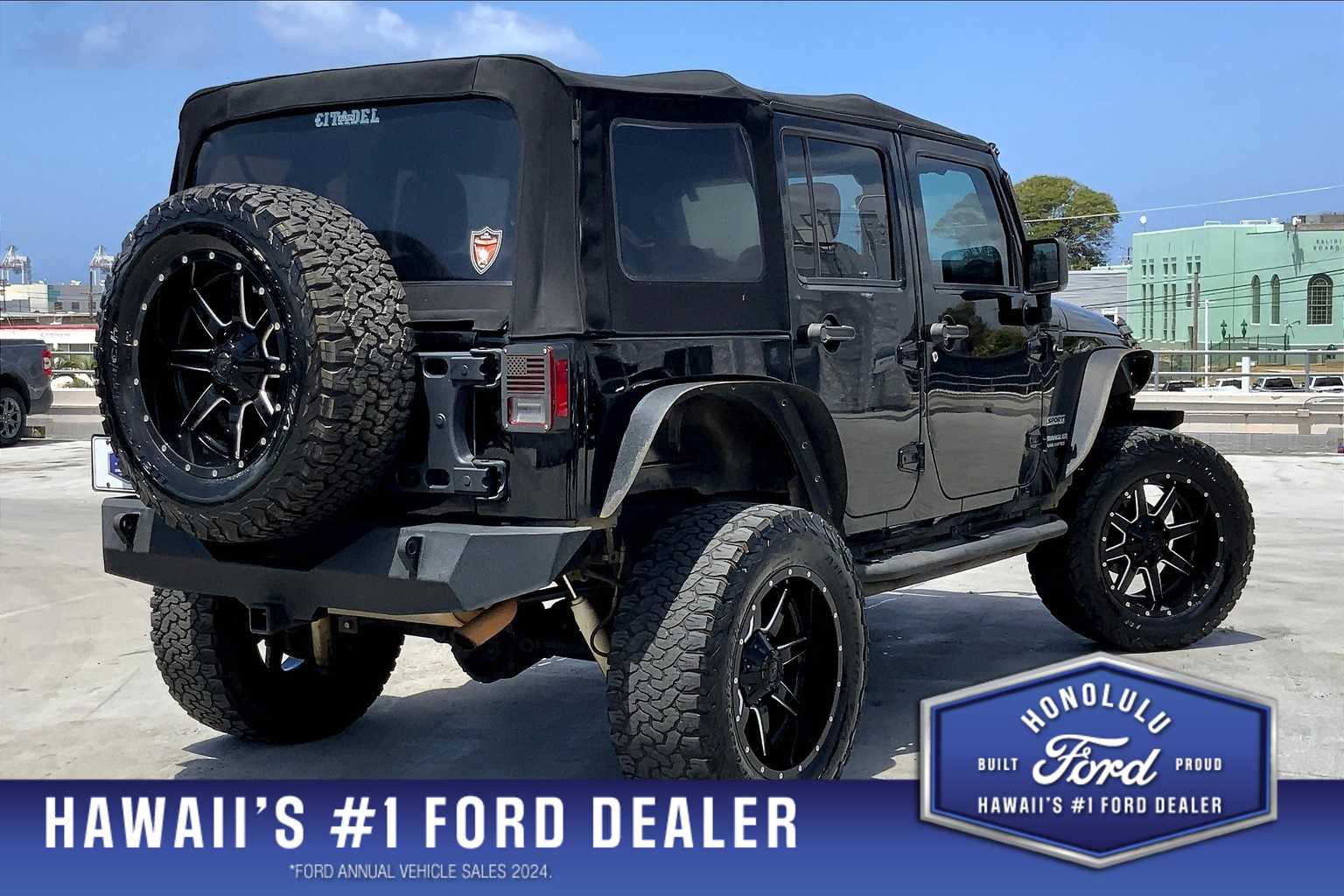 Thumbnail: 2016 Jeep Wrangler - 22
