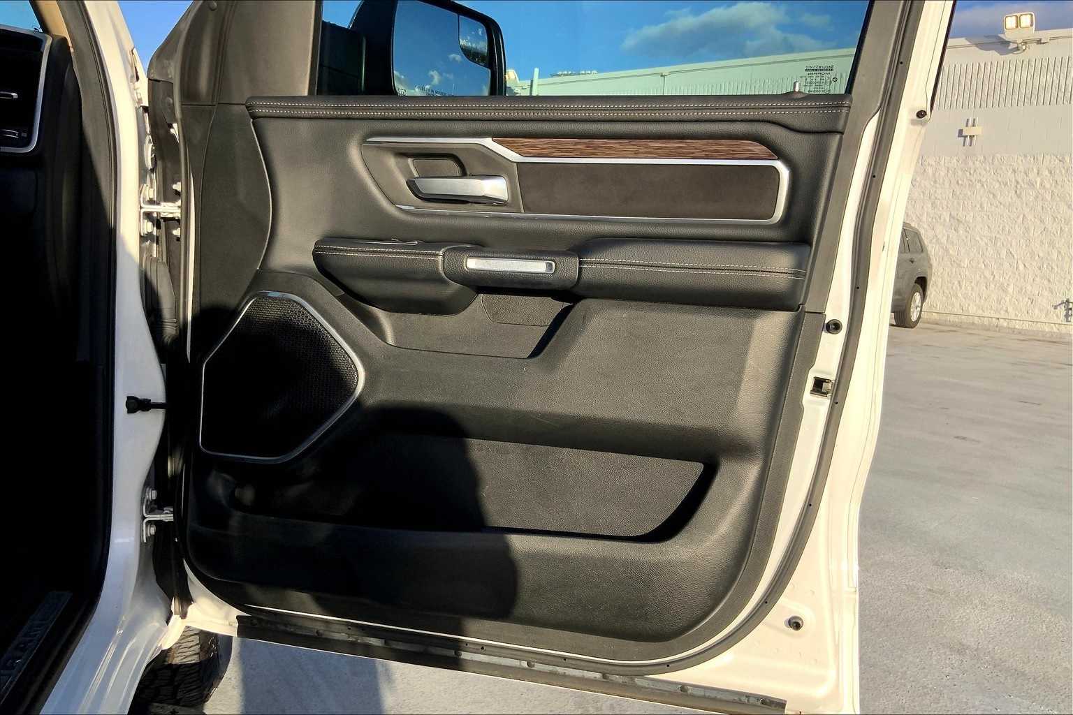 Thumbnail: 2020 RAM 1500 - 28